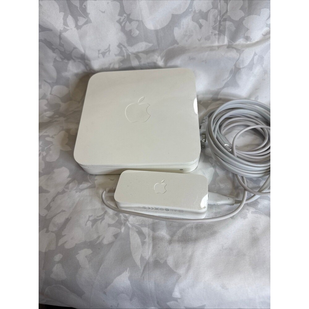 2008 Apple AirPort Extreme Base Station Model A1301 Wireless Router